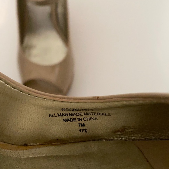 Guess Patent Leather Nude Wedge - Picture 6 of 9